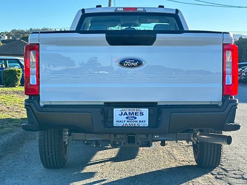 New 2026 Ford F250 XL image 4