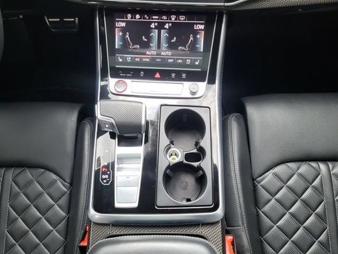 Used 2024 Audi SQ7 Prestige w/ S Sport Package AWD/4WD image 19