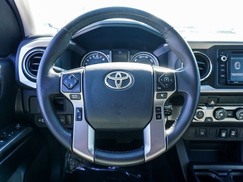 Used 2019 Toyota Tacoma SR5 image 14