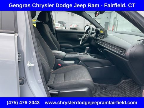 Used 2024 Honda HR-V Sport image 12