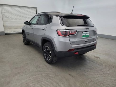 Used 2019 Jeep Compass Trailhawk AWD/4WD image 5