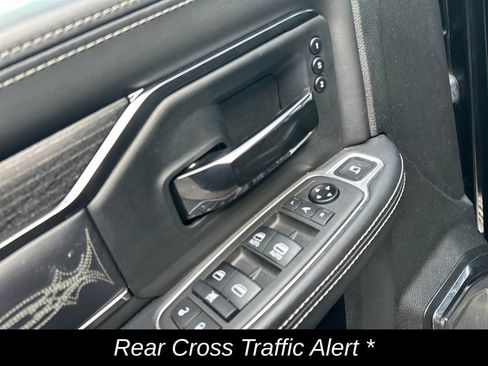 Used 2022 RAM 2500 Limited AWD/4WD image 14