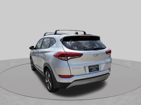 Used 2016 Hyundai Tucson Limited w/ Option Group 03 FWD image 4
