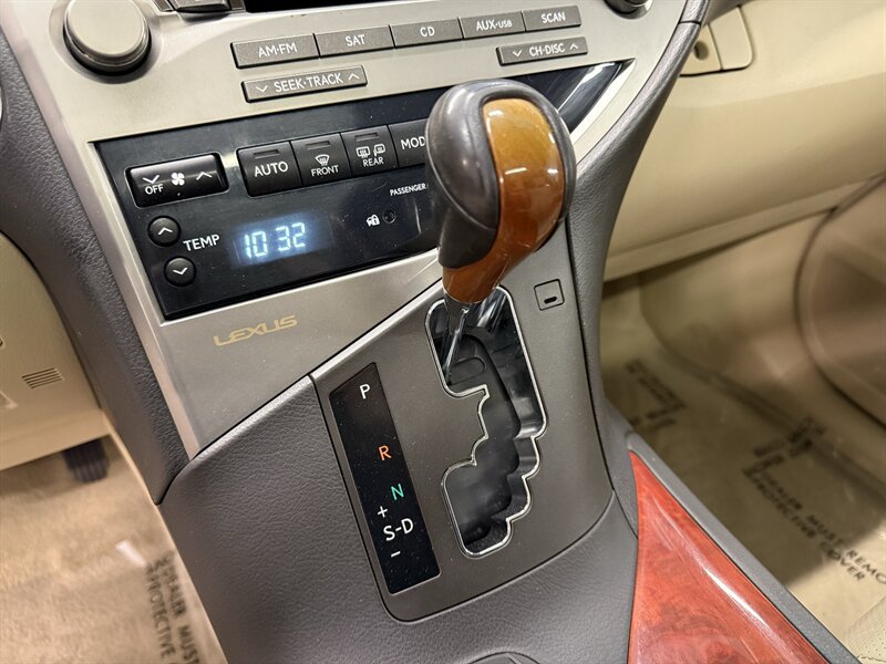 Used 2010 Lexus RX 350 2WD w/ Premium Pkg image 21