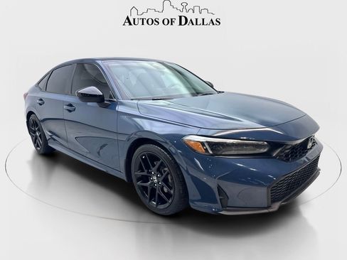 Used 2025 Honda Civic Sport image 4