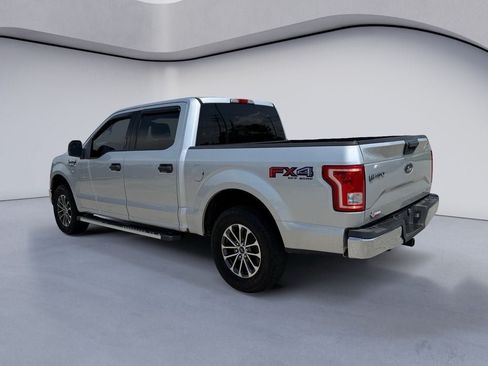 Used 2015 Ford F150 XLT w/ Equipment Group 301A Mid AWD/4WD image 3