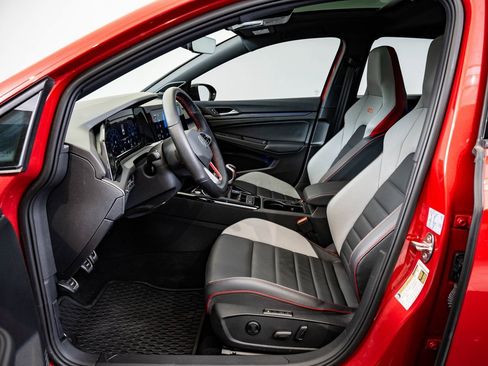 Used 2024 Volkswagen GTI SE image 21