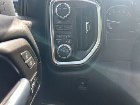 Used 2021 GMC Sierra 1500 SLT w/ SLT Premium Package AWD/4WD image 33