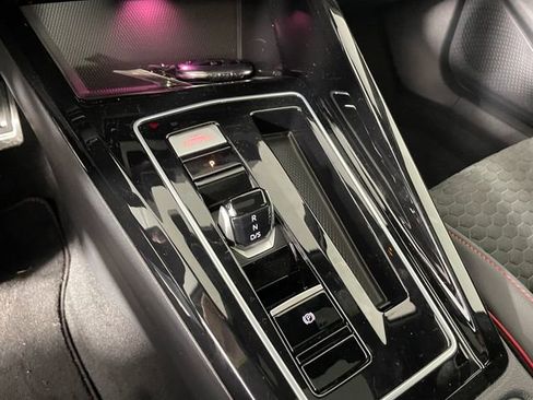 New 2026 Volkswagen GTI SE FWD image 6