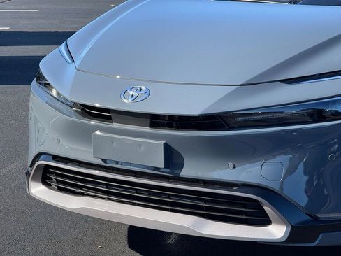 New 2026 Toyota Prius XLE image 6