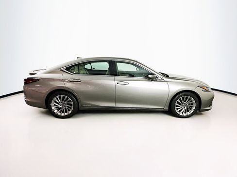 Used 2021 Lexus ES 300h w/ Accessory Package 2 image 10