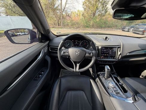 Used 2022 Maserati Levante Modena image 13