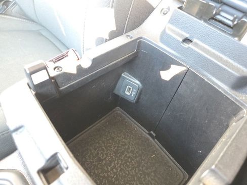 Used 2021 Jeep Wrangler Unlimited Sport image 29