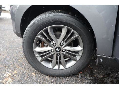 Used 2014 Hyundai Tucson GLS image 14