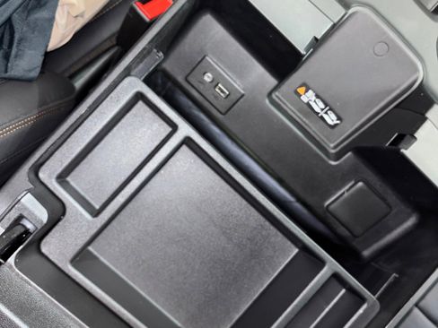 Certified 2025 GMC Sierra 1500 AT4 w/ AT4 Premium Package image 25