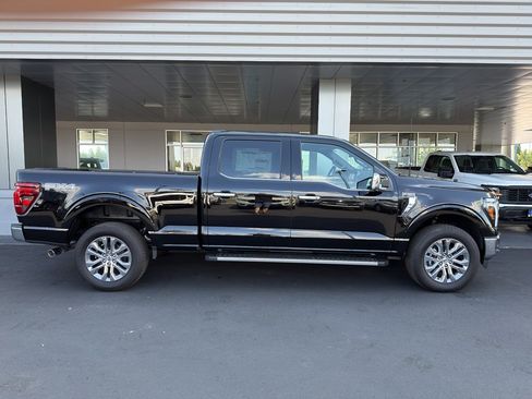 New 2025 Ford F150 Lariat w/ Equipment Group 502A High image 4