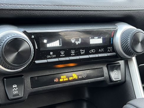 Used 2023 Toyota RAV4 LE image 23