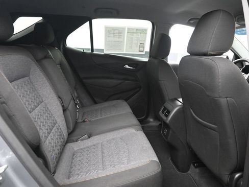 Used 2024 Chevrolet Equinox LT FWD image 10