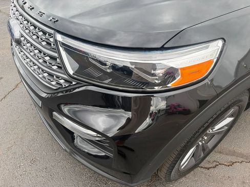 Certified 2023 Ford Explorer XLT w/ Equipment Group 202A AWD/4WD image 17
