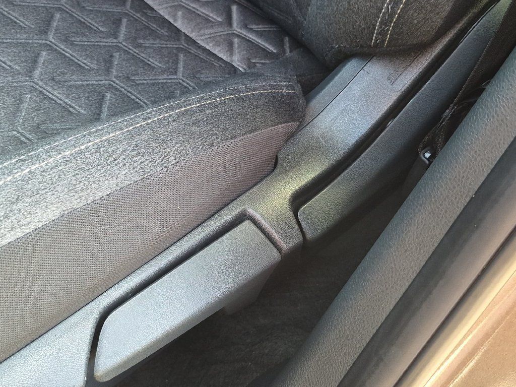Certified 2026 Nissan Kicks SV FWD image 16