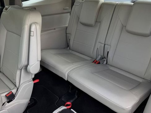 Used 2022 Volkswagen Atlas SE w/ Panoramic Sunroof Package AWD/4WD image 35