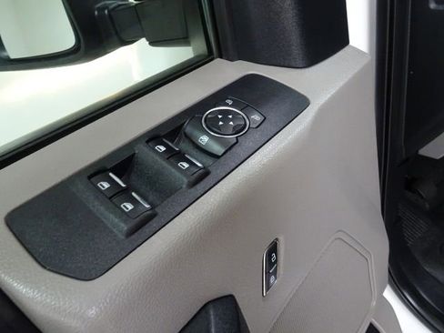 Used 2019 Ford F250 XL w/ Power Equipment Group image 24