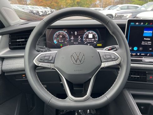 New 2026 Volkswagen Tiguan S image 15
