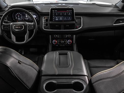 Used 2023 GMC Yukon SLT w/ SLT Luxury Package AWD/4WD image 22