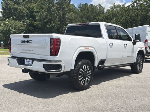 Used 2024 GMC Sierra 2500 Denali Ultimate AWD/4WD image 23