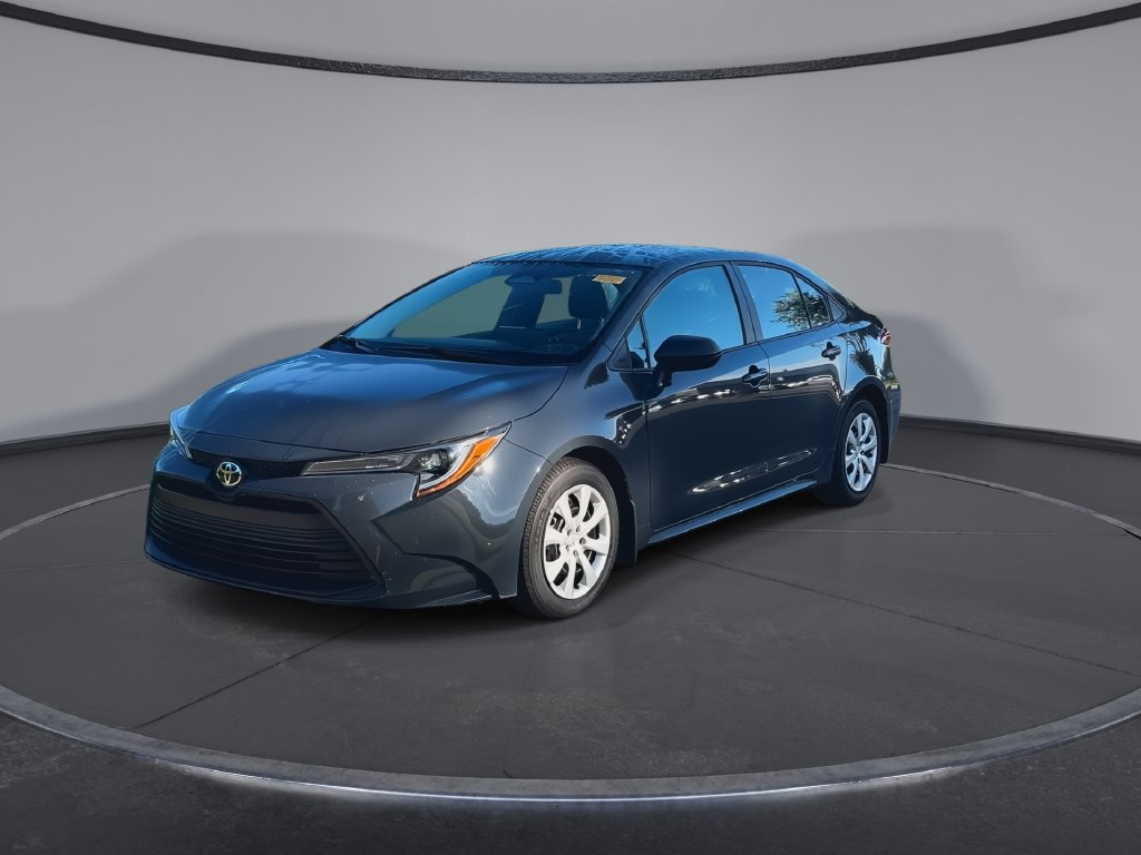 Used 2026 Toyota Corolla LE FWD image 4
