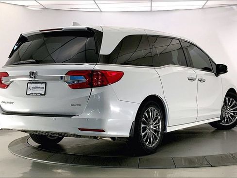 Used 2020 Honda Odyssey Elite image 12
