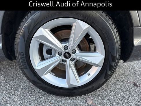 Used 2025 Audi Q7 3.0T Premium w/ Convenience Package image 12