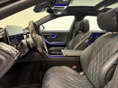 Used 2025 Mercedes-Benz S 580 4MATIC Sedan image 10