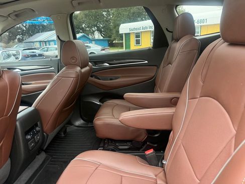 Used 2020 Buick Enclave Avenir w/ Avenir Technology Package image 9