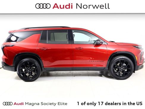 Used 2024 Chevrolet Traverse RS AWD/4WD image 18