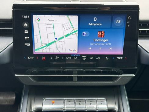 Used 2024 Lincoln Nautilus Reserve image 18