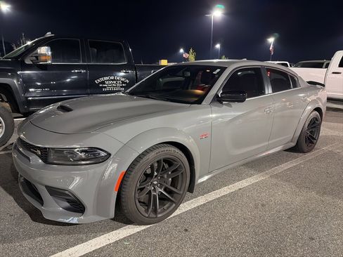 Used 2023 Dodge Charger Scat Pack image 1