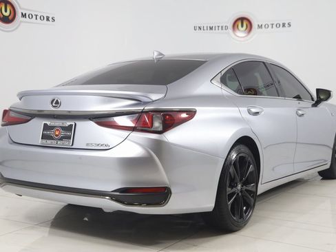 Used 2024 Lexus ES 300h F Sport w/ Accessory Package (Z2) image 3