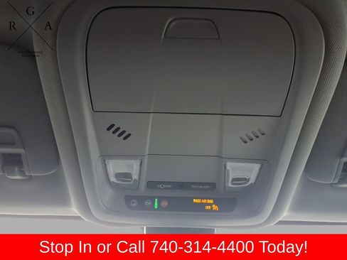 Used 2022 Chevrolet Equinox LT w/ LPO, Floor Liner Package AWD/4WD image 17