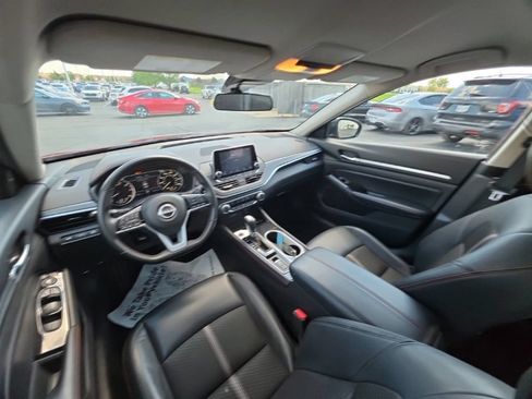 Used 2025 Nissan Altima 2.5 SR AWD/4WD image 27