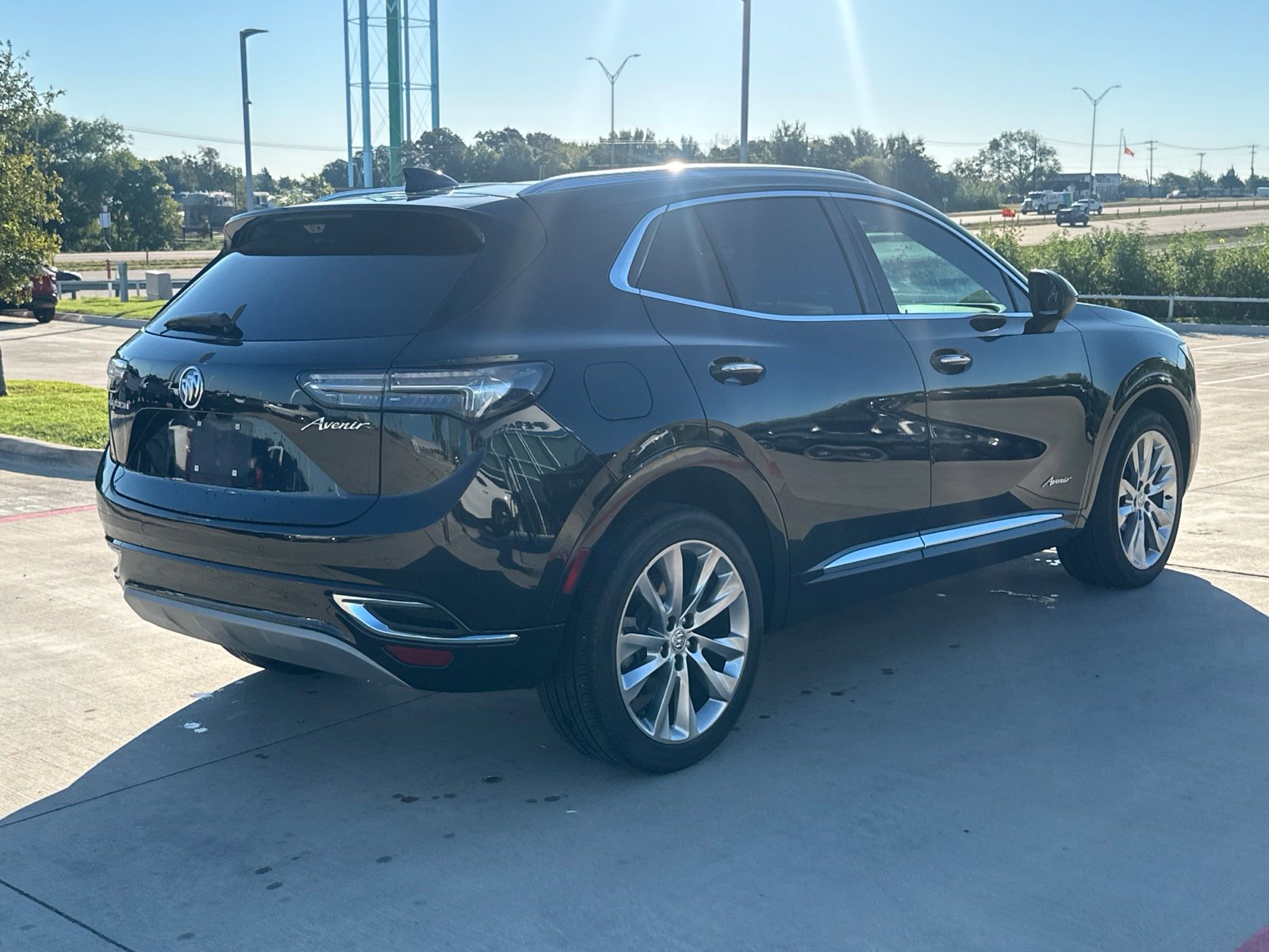 Used 2023 Buick Envision Avenir FWD image 5