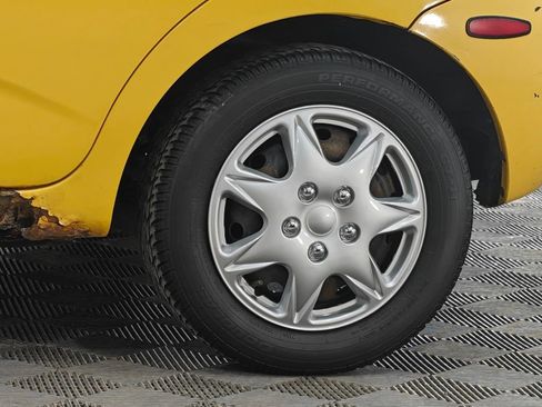 Used 2005 Chevrolet Aveo LS image 25