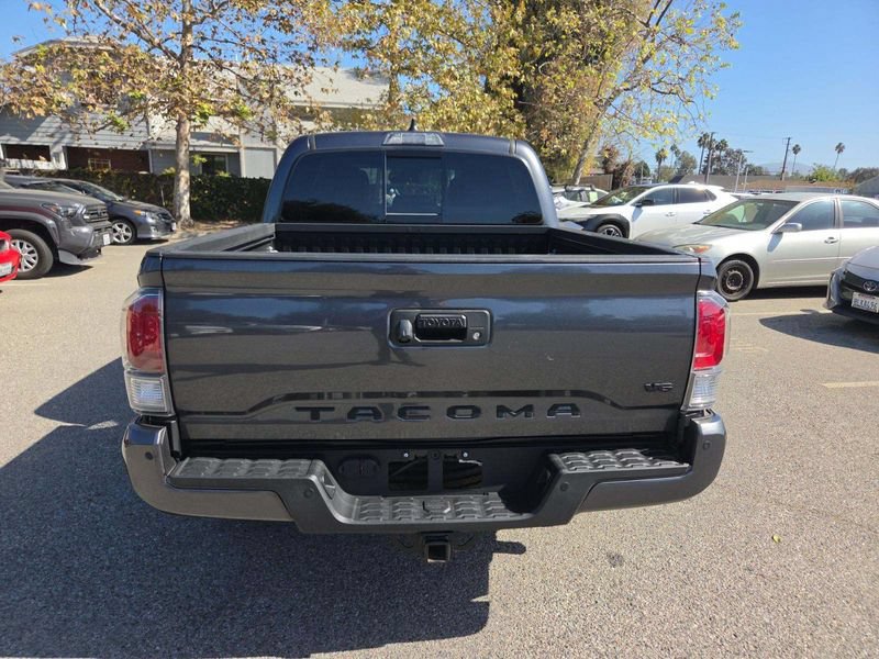 Certified 2023 Toyota Tacoma TRD Sport w/ TRD Premium Sport Package AWD/4WD image 5