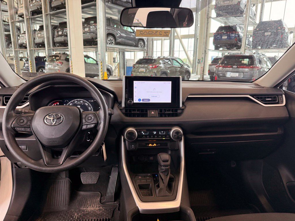 Used 2023 Toyota RAV4 LE FWD image 11