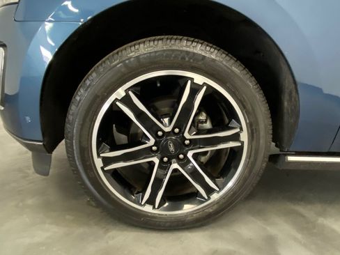 Used 2019 Ford Expedition Max Limited w/ Special Edition Package AWD/4WD image 19