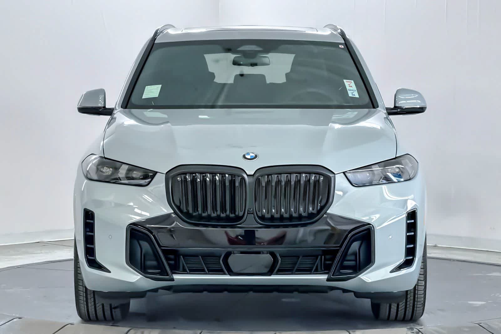Used 2026 BMW X5 xDrive40i w/ M Sport Package AWD/4WD image 10