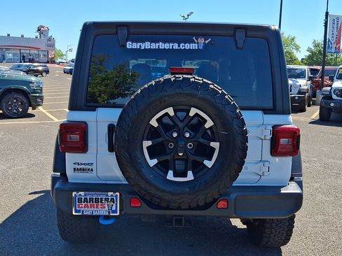 Used 2024 Jeep Wrangler Unlimited Rubicon 4xe AWD/4WD image 4