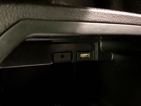 Used 2015 Chevrolet Cruze LT image 16