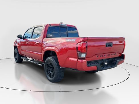 Used 2021 Toyota Tacoma SR w/ SR Convenience Package image 5
