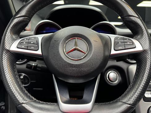 Used 2019 Mercedes-Benz SLC 300 w/ Premium Package image 32